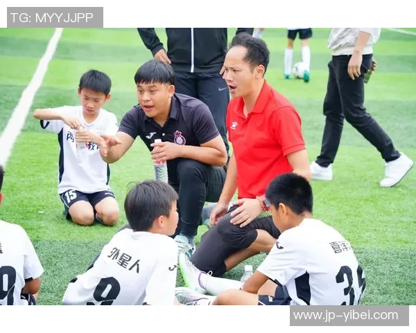 如何顺利报名足球学校并提升孩子的足球技能与兴趣 如何顺利报名足球学校并提升孩子的足球技能与兴趣